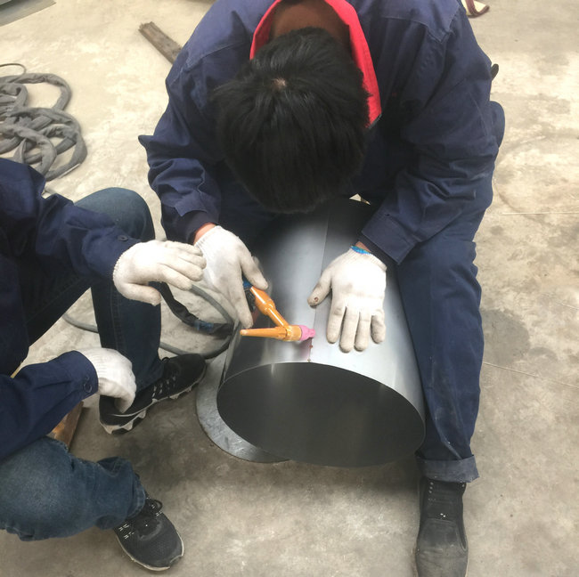 100斤不銹鋼接酒桶